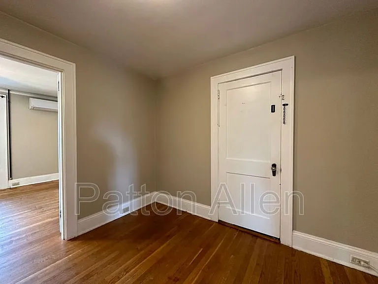 89 Vermont Ave #3 — Photo 14