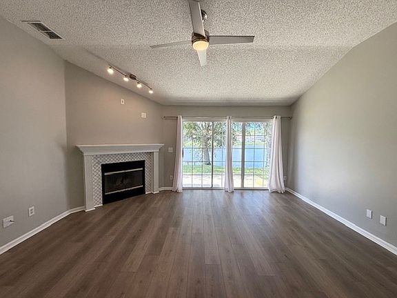 4th image of 1904 Sunchase Ct