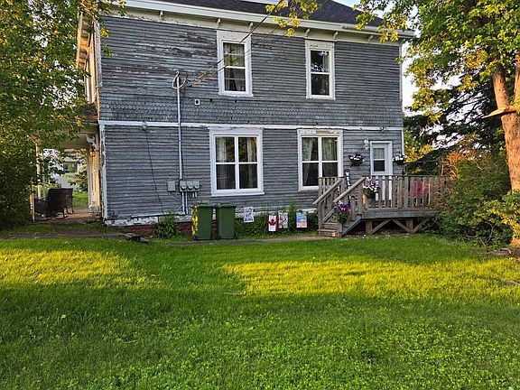 2nd image of 151 Mackay St