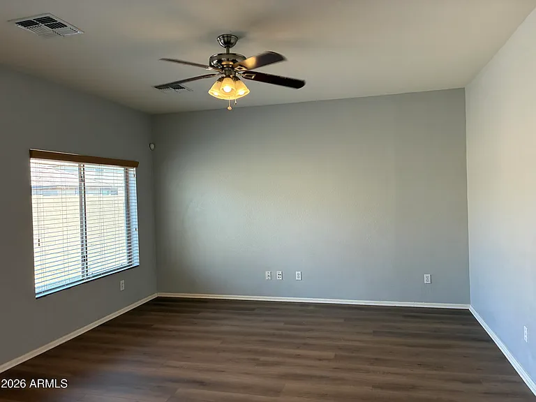 928 E Randy St — Photo 11