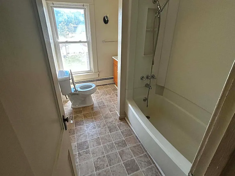 1657 Route 9 #2R — Photo 8