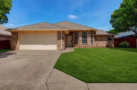 5914 88th Pl Photo 1