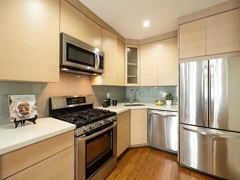 537 Natoma St #101 — Photo 18