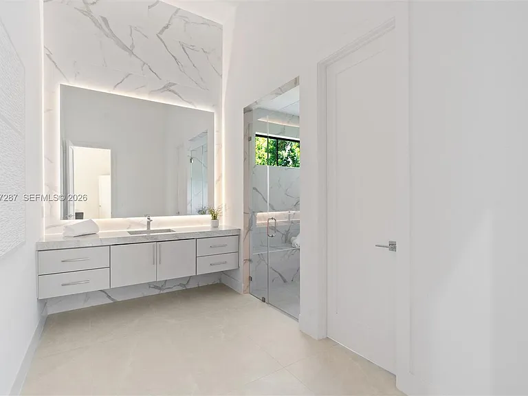 14930 SW 16th Ct — Photo 21