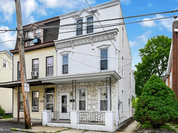 26 E Liberty St, Schuylkill Haven, PA 17972