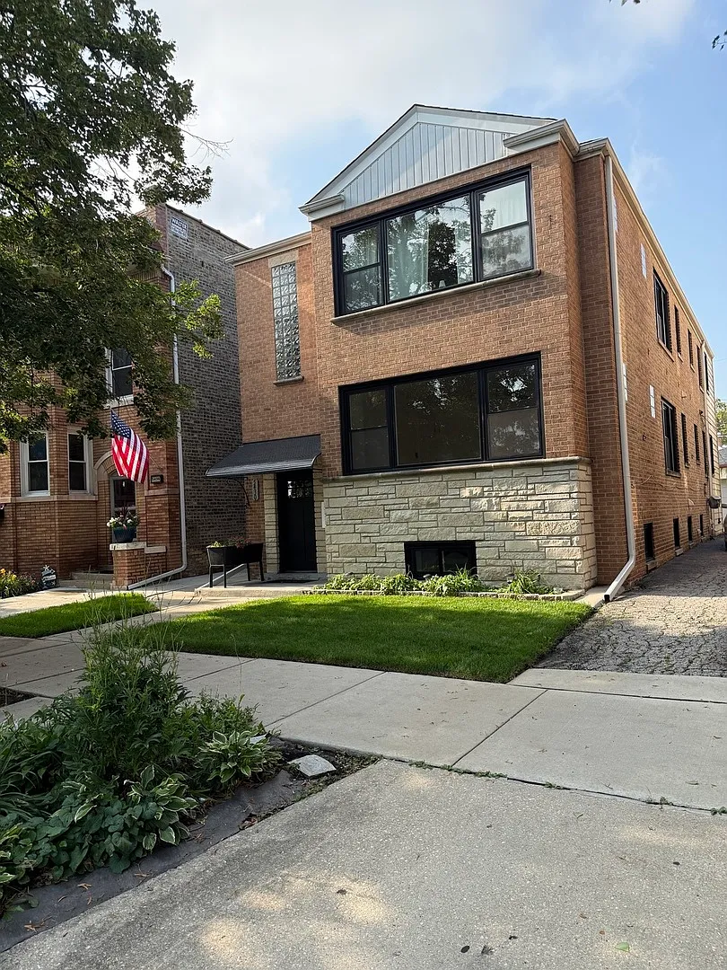 1 bed, 700 sqft, $1,500 — Photo 1