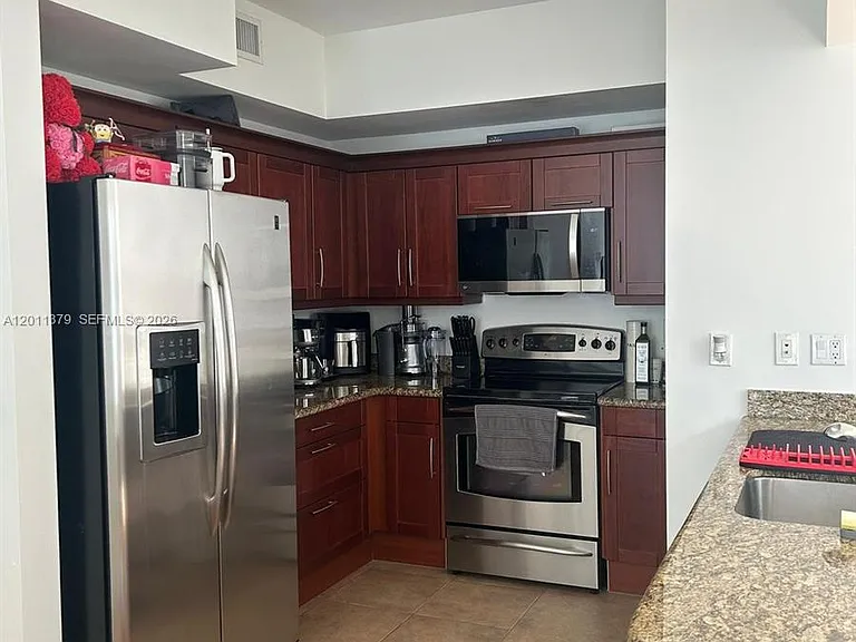 7270 SW 88th St #B301 — Photo 15