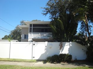 2715 7th St N, St Petersburg, FL 33704