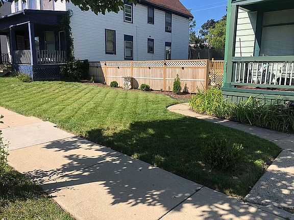 5th image of 3627 N Port Washington Ave