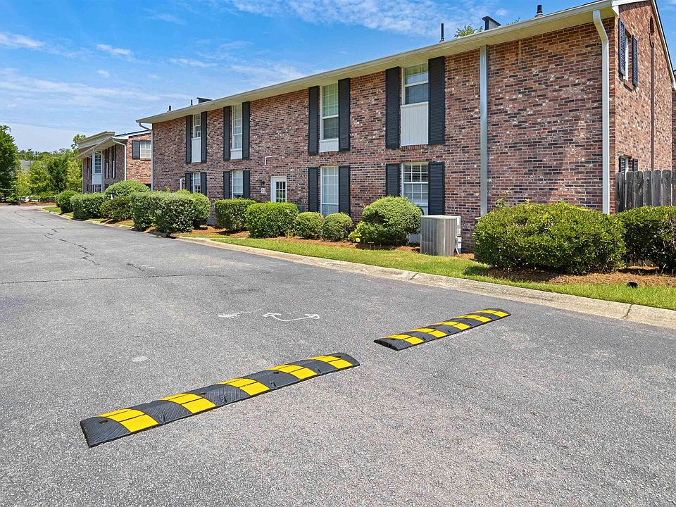 1st image of 5225 Clemson Ave APT 135