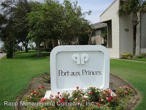 2nd image of 7087 N Holiday Dr