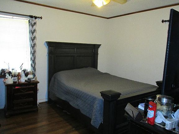 4th image of 1719 Eilenstein St