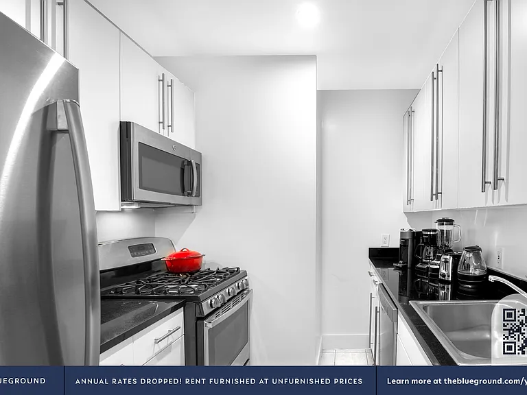 50 Murray St #1707 — Photo 8
