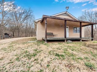 688 Rose Petal Dr, Villa Ridge, MO 63089