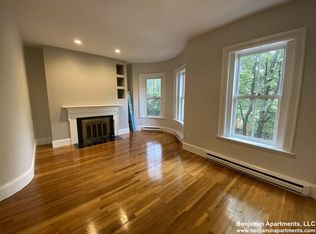 19 Greenwich Park APT 3, Boston, MA 02118