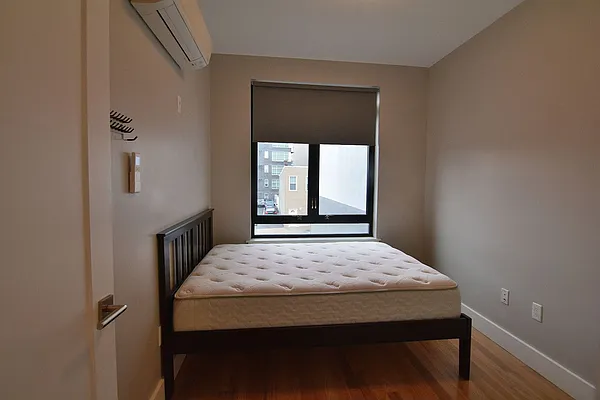 Rented by Hagstrom Management Inc | media 26