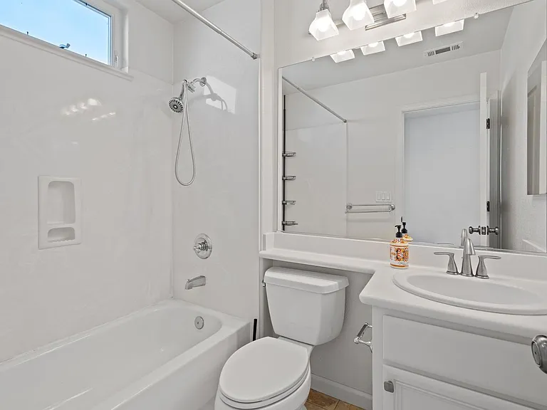 835 Transill Cir — Photo 13