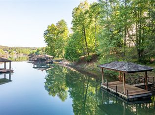 217 Featherstone Dr, Sunset, SC 29685