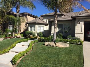 2292 W Beechwood Ave, Fresno, CA