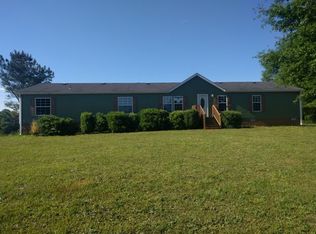 219 Rivers Rd, Williamson, GA 30292