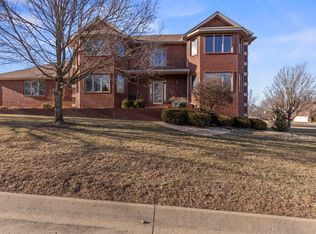 810 Hampton Place Rd, Monett, MO 65708