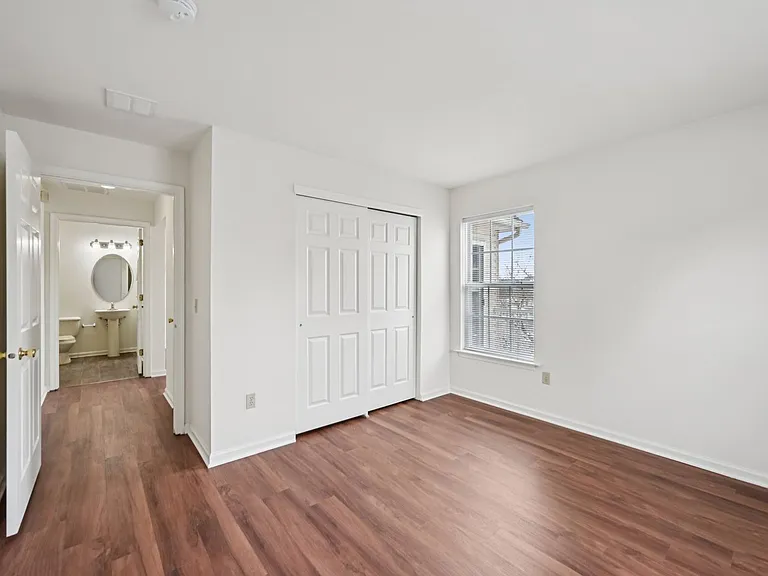 Spring Creek Apartments — Photo 74