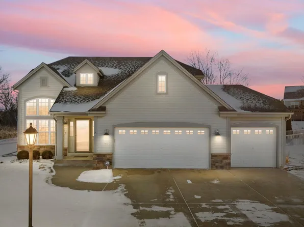 6001 Alburg AVENUE, Racine, WI 53406