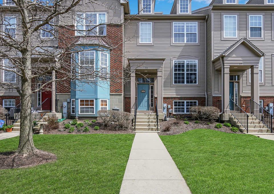 1st image of 73 Thomas Ct