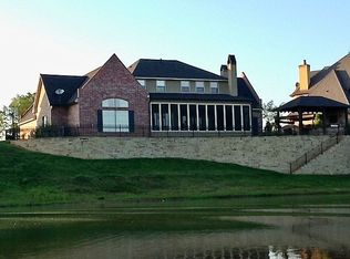241 Chemin Du Lac Dr, Shreveport, LA 71115