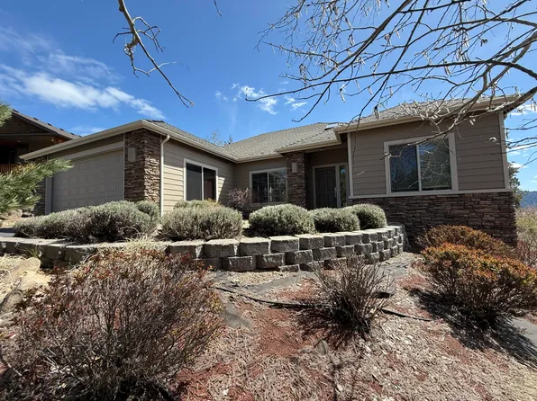 4702 Horned Lark Dr, Klamath Falls, OR 97601