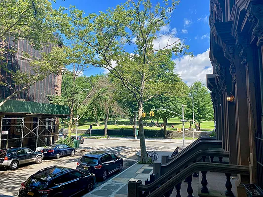 Rented by Corcoran | media 19