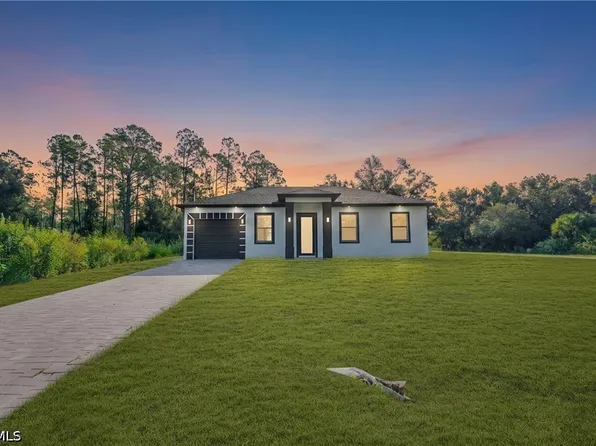 137 National Ave S, Lehigh Acres, FL 33974