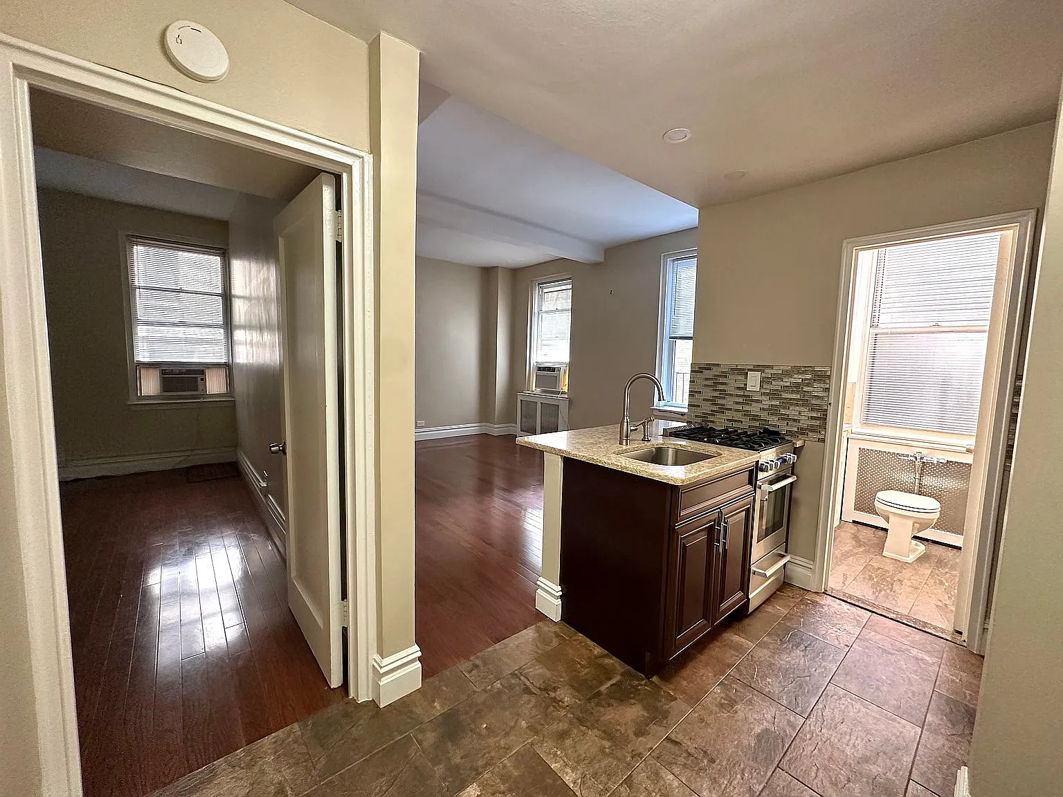 71 Park Ave #2D photo 1
