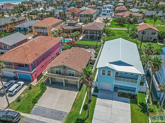 4th image of 121 E Aries Dr
