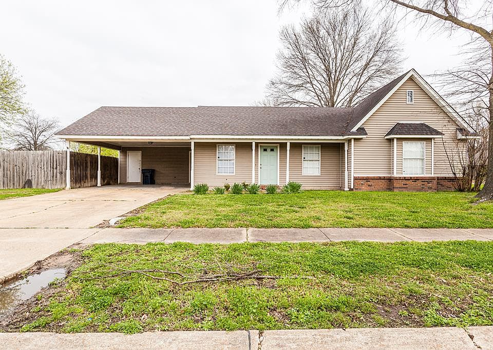 1st image of 450 E Brick Dr