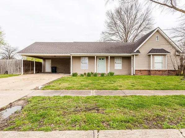 450 E Brick Dr, Marion, AR 72364