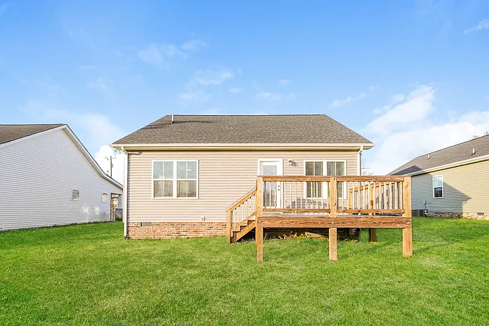 380 Baldwin Ln — Photo 10