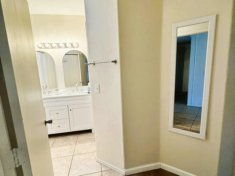 4349 E Haven Ln — Photo 19