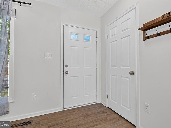 5th image of 19011 Partridge Wood Dr