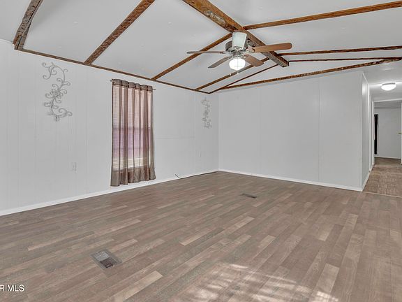 5th image of 6121 Sun Valley #21