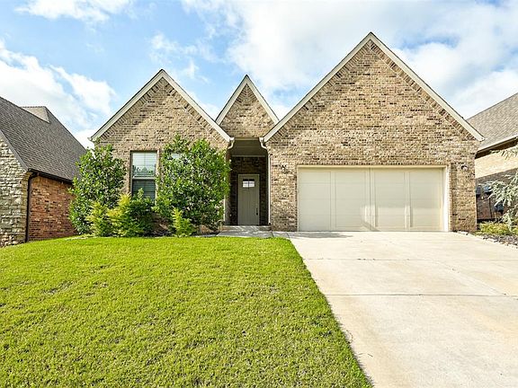 2nd image of 1324 Chelham Ln