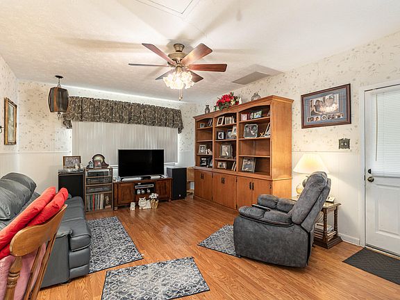 5th image of 1530 Edgecombe Ave