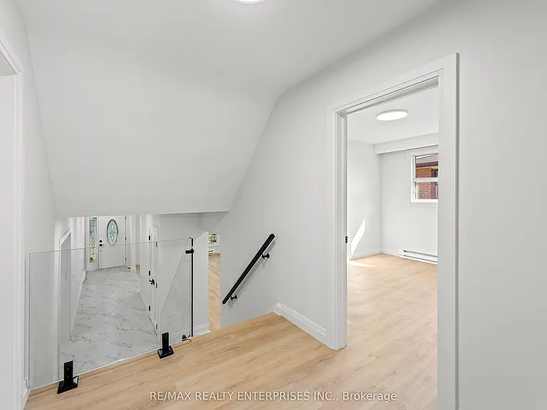 2348 Denise Rd #UPPER — Photo 17
