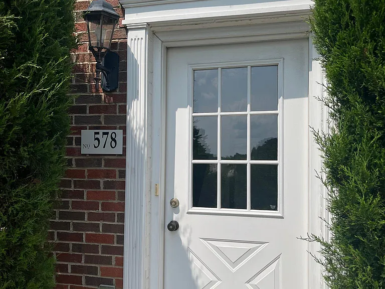 578 Reed Ct — Photo 2