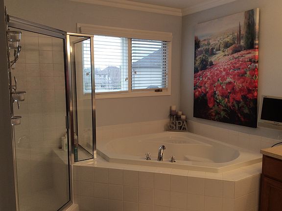 4th image of 47937 Agnew Dr