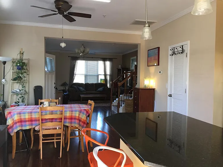 304 E Winmore Ave — Photo 6