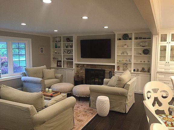 2nd image of 335 Applebrook Dr