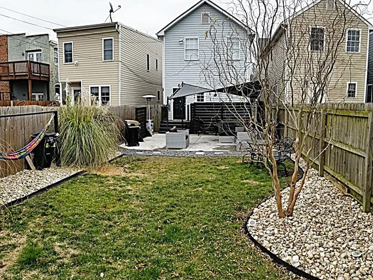 818 N 24th St — Photo 10