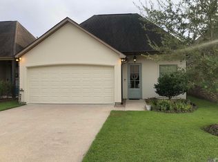 7948 Valencia Ct, Baton Rouge, LA 70820