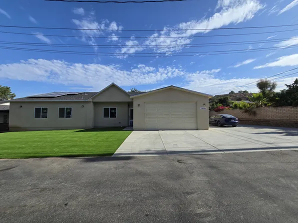 14382 Poway Rd, Poway, CA 92064